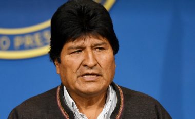 Presidenti bolivian mbërrin në Meksikë, thotë se po i dhemb largimi nga vendlindja – tregon si e kaloi natën e parë në ekzil