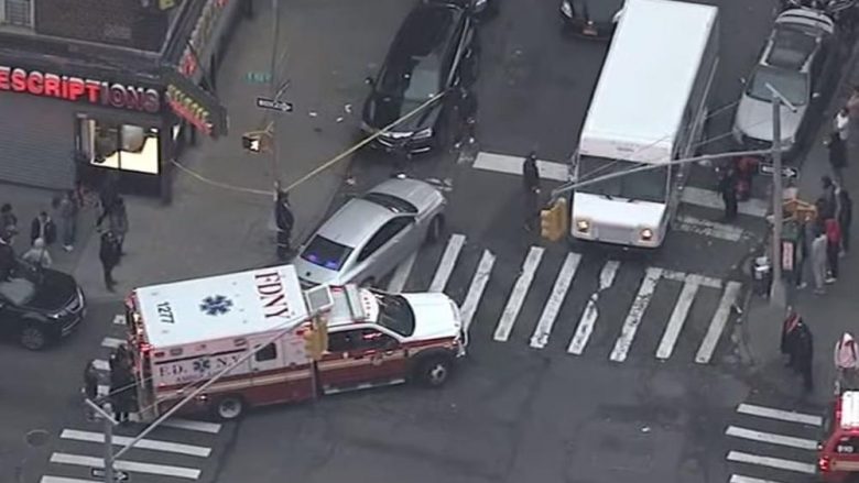 Të shtëna armësh në Nju Jork, plagosen pesë persona – në mesin e tyre edhe dy fëmijë