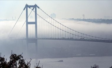 Ndërpritet trafiku ajror, detar dhe tokësor në Stamboll për shkak të mjegullës