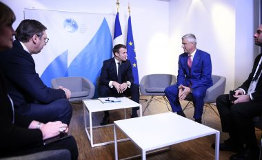 Thaçi takohet me Vuçiqin me ndërmjetësim të Macronit: Kosova është e gatshme të vazhdojë dialogun me Serbinë