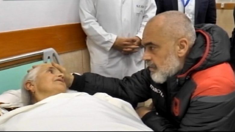 Edi Rama viziton të plagosurit në spital: Kjo ka qenë një ditë e rëndë për kombin shqiptar