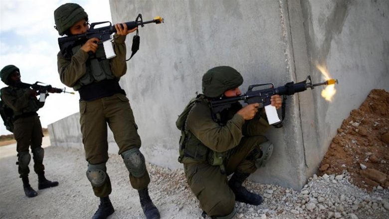 Një adoleshent palestinez u qëllua për vdekje nga ushtria izraelite në Bregun Perëndimor
