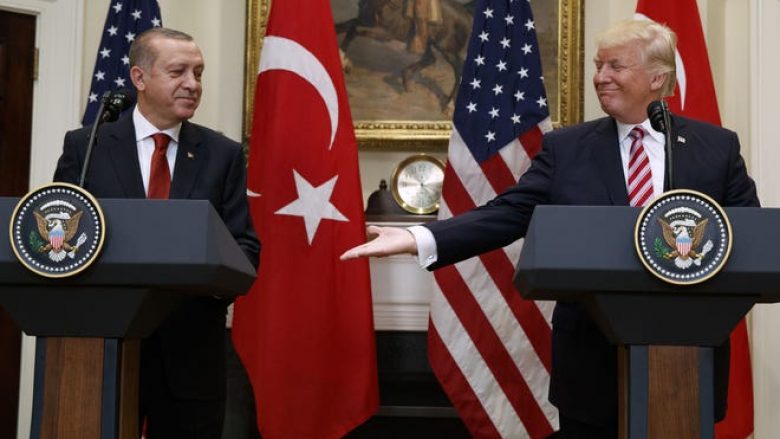 Sot takimi Trump-Erdogan, në agjendë Siria dhe raketat ruse
