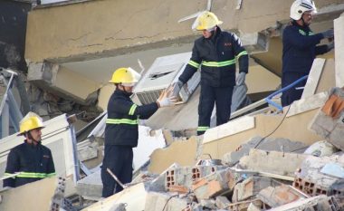 Vazhdon rritja e numrit të viktimave nga tërmeti në Shqipëri, deri tani 41 persona kanë humbur jetën