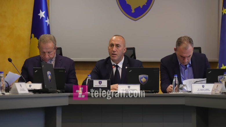 Haradinaj flet për emërimet në AKI, thotë se do t’i qëndrojë prapa vendimit
