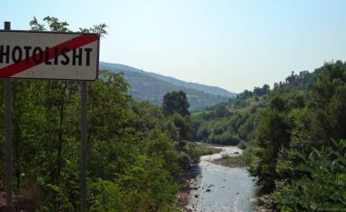 Hotolishti, fshati që nuk u shpopullua kurrë – banorët s’duan të braktisin tokën shqiptare