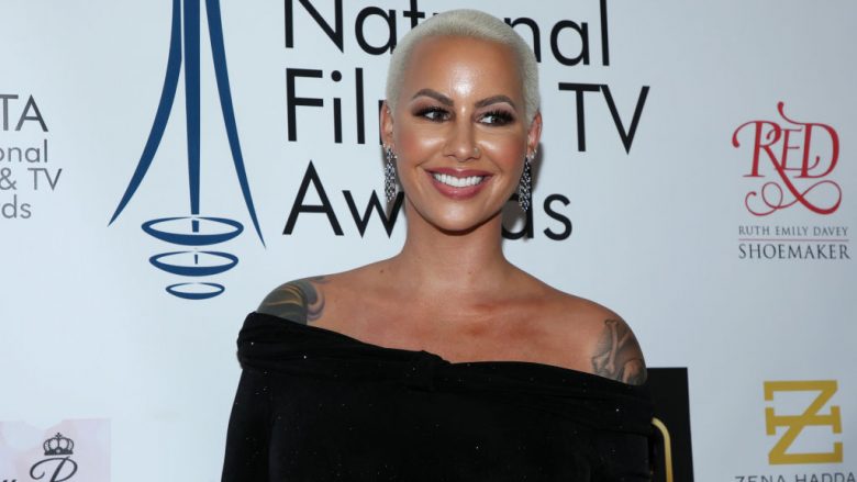 Amber Rose i nënshtrohet liposuksionit vetëm gjashtë javë pasi lindi djalin e dytë