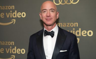 Familjet e pastreha do të ndihmohen me 98.5 milionë dollarë nga njeriu më i pasur në botë Jeff Bezos