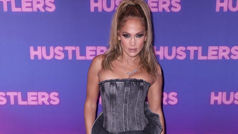 Jennifer Lopez thotë se luajti në filmin “Hustlers” pa pagesë