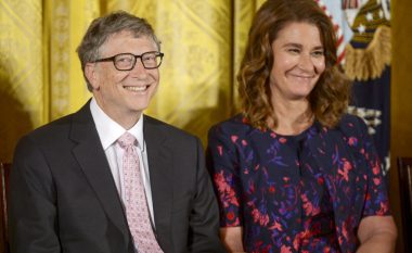 Fondacioni i Bill dhe Melinda Gates i dhuron 100 milionë dollarë për të gjetur ilaçin kundër HIV-it
