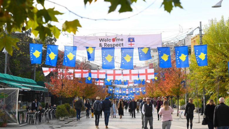 Tifozët anglezë përleshen në Prishtinë