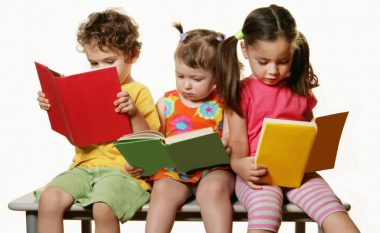 Adelina Mamaqi: Të kontrollohen librat për fëmijë