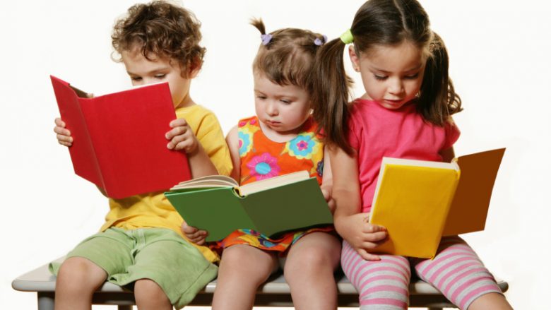 Adelina Mamaqi: Të kontrollohen librat për fëmijë