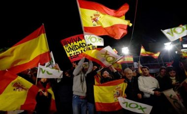 Zgjedhjet në Spanjë: Prijnë socialistët, ekstremi i djathtë dyfishon votat