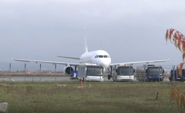 Rikthehen fluturimet sipas orarit në Aeroportin “Adem Jashari”, nuk përjashtohet rikthimi i mjegullës