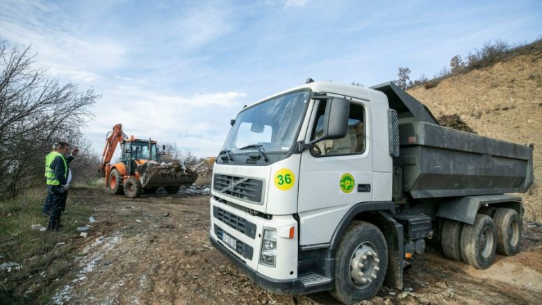 Largohen 450 tonelata mbeturina në Lebanë të Prishtinës, Ahmeti bënë thirrje për kujdes