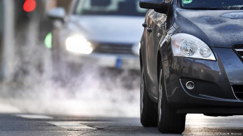 KMDLNJ kundërshton vendimin e BQK-së për rishikimin e tarifave për sigurim të veturave