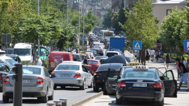 Tarifat për regjistrim të automjeteve në Kosovë rriten për 26 për qind