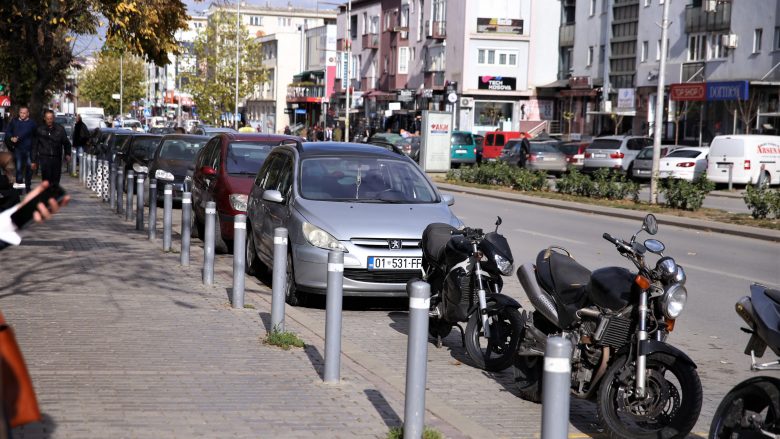 Ahmeti: Prej janarit parkingu publik do të jetë i kufizuar, parkingu në qendër do të jetë më i shtrenjtë