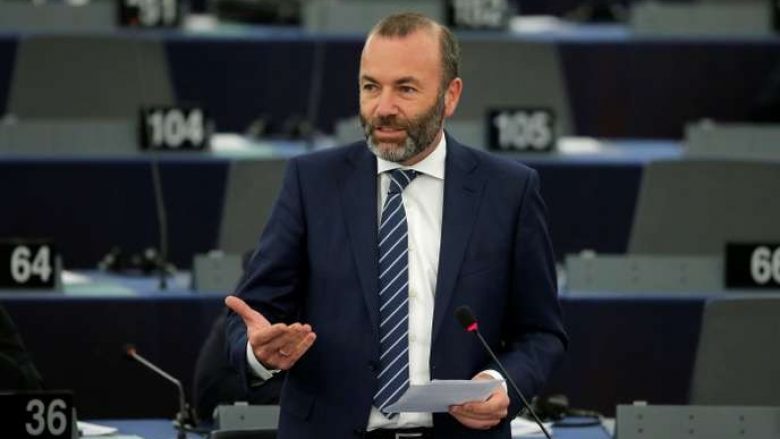 Kryetari EPP, Weber: Serbia ta kuptojë se Kosova është shtet