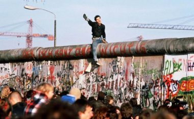 Haradinaj, për rënien e Murit të Berlinit: Gjermania shembull i lirisë dhe demokracisë