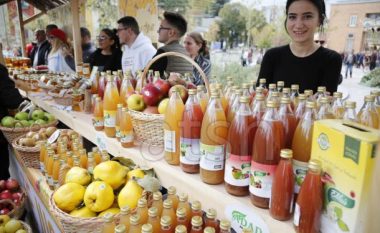 Panairi “Shqipëria punon tokën”, sjell produktin shqiptar më afër konsumatorit