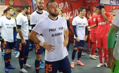 Klubi spanjoll ku aktivizohen Keidi Bare e Armand Sadiku del në fushë me fanella në mbështetje të Shqipërisë