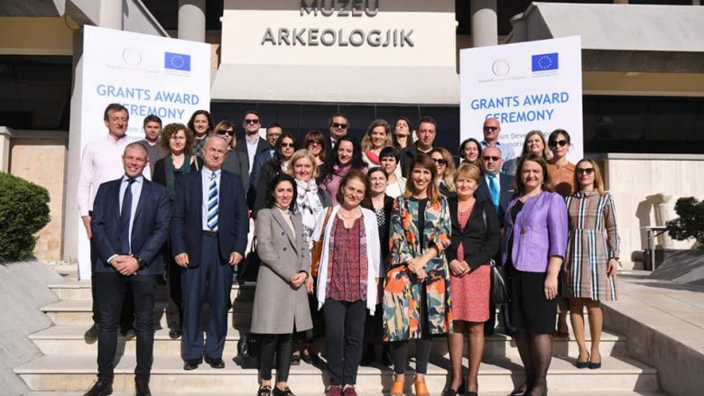 RCC bën ndarjen e granteve për turizmin – përfitojnë 16 projekte, nga Kosova vetëm një