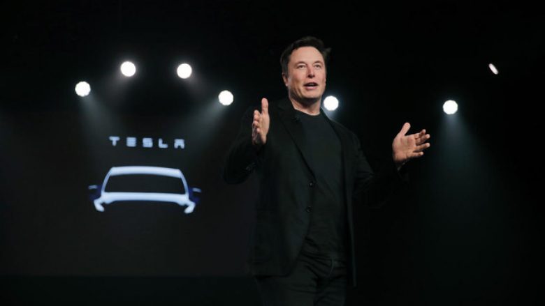 Tesla sfidon Volkswagen, Mercedes dhe BMW, hap fabrikën e parë në Gjermani