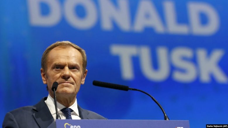 Tusk: Presidenti Donald Trump është një nga sfidat më të mëdha të Bashkimit Evropian