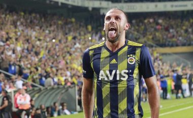 Fenerbahce ia cakton çmimin Muriqit, por Tottenham mund ta blejë vetëm gjatë verës