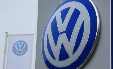 VW nga viti 2024 do të ndalojë shitjen e veturave me benzinë dhe naftë në tregun norvegjez