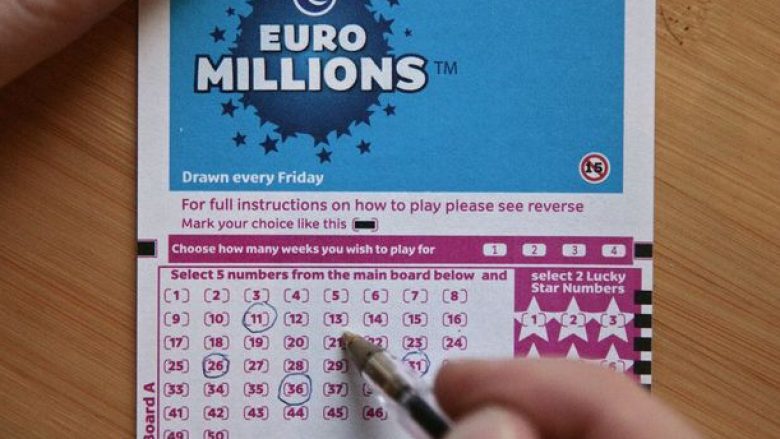Çifti që fitoi “Jackpotin” në “EuroMillions” kanë vendosur të tregojnë se kush janë