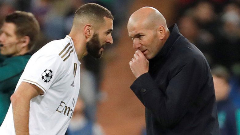 Zidane: Benzema është njësoj si Ronaldo në historinë e Real Madridit