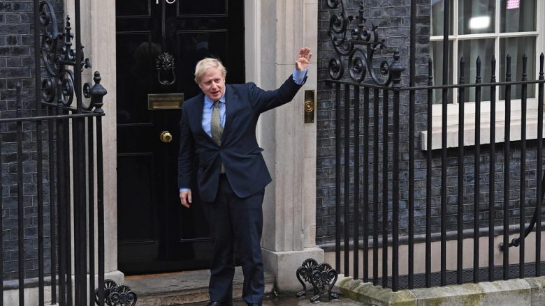 Boris Johnson merr leje nga mbretëresha, mund ta formojë qeverinë e re pas fitores bindëse