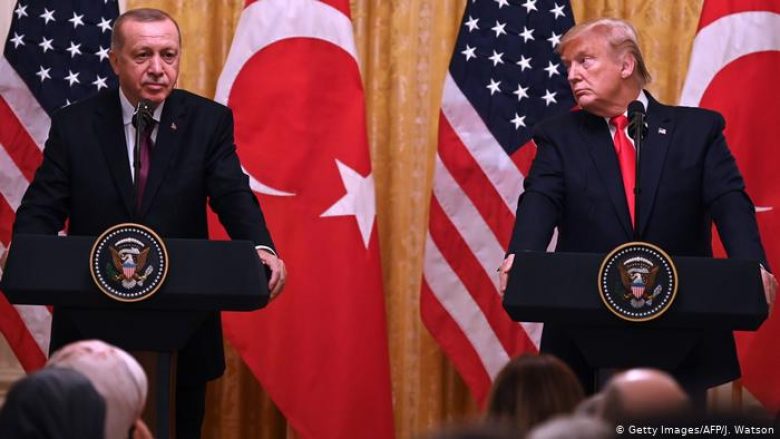 Erdogani kërcënon se do të mbyllë baza strategjike për ushtrinë amerikane