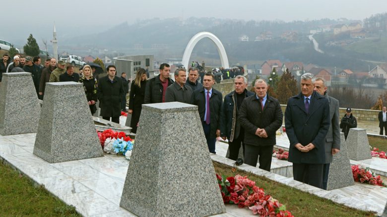 Thaçi: Heshtja e ndërkombëtarëve për Reçakun ia mundësoi lidershipit serb të mohojë masakrën