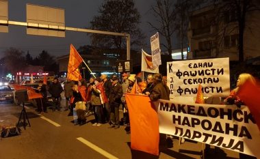 Protestë para ambasadës së Bullgarisë në Shkup për shkak të gjuhës maqedonase