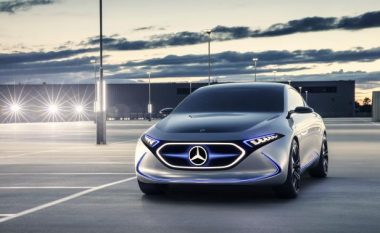 Mercedes publikon imazhet e veturës së re elektrike, më të lirën që deri më tani e ka prodhuar