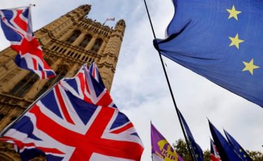 Brexit mund të mos arrihet me vite, por çfarë ndodh pasi të miratohet projektligji i daljes së Mbretërisë së Bashkuar nga BE?