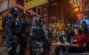 Protestuesit në Hong Kong: Nuk ka rëndësi nëse është Krishtlindje, presim përgjigje