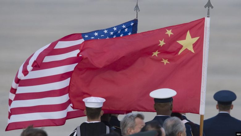 Kina thotë se po ruan një “komunikim të afërt” me SHBA-në