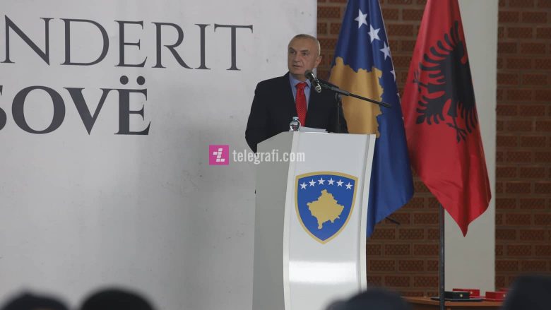 Meta dekoron njësitet e kërkim shpëtimit: Kosova duhet të jetë krenare për Forcat e Sigurisë