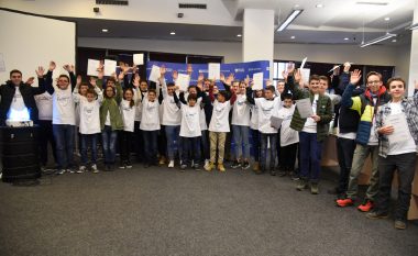 Shkolla “Bajram Curri” fiton garën kombëtare të kodimit
