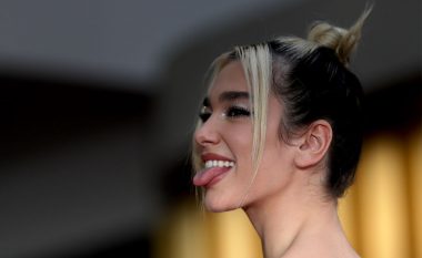 Dua Lipa publikon projektin e fundit muzikor për këtë vit, këngën “Future Nostalgia”