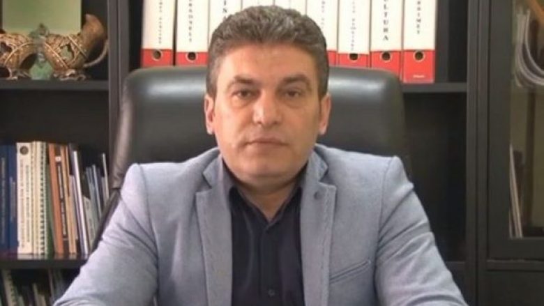 Plagoset kryetari i bashkisë Lushnjë, i kishin vendosur lëndë plasëse në zyrë