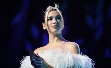 Dua Lipa fton fansat ta përkrahin Partinë Laburiste në zgjedhjet e përgjithshme në Britani