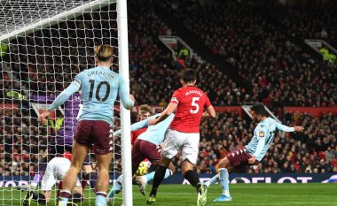 Dështon De Gea, Targett më i miri: United 2-2 Aston Villa, notat e lojtarëve