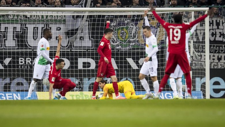 Monchengladbach 2-1 Bayern Munich, notat e lojtarëve