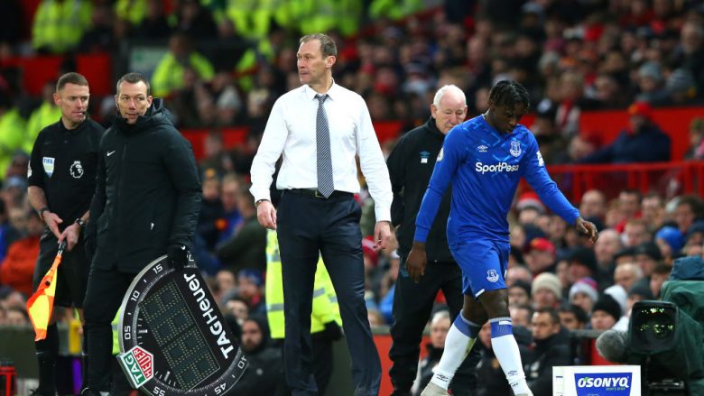 Trajneri i Evertonit zbulon arsyen pse e zëvendësoi Moise Kean pas vetëm 18 minutave kundër Unitedit